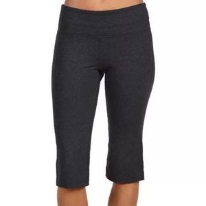 Prana Audrey Knicker Gray Capris Yoga Pants M